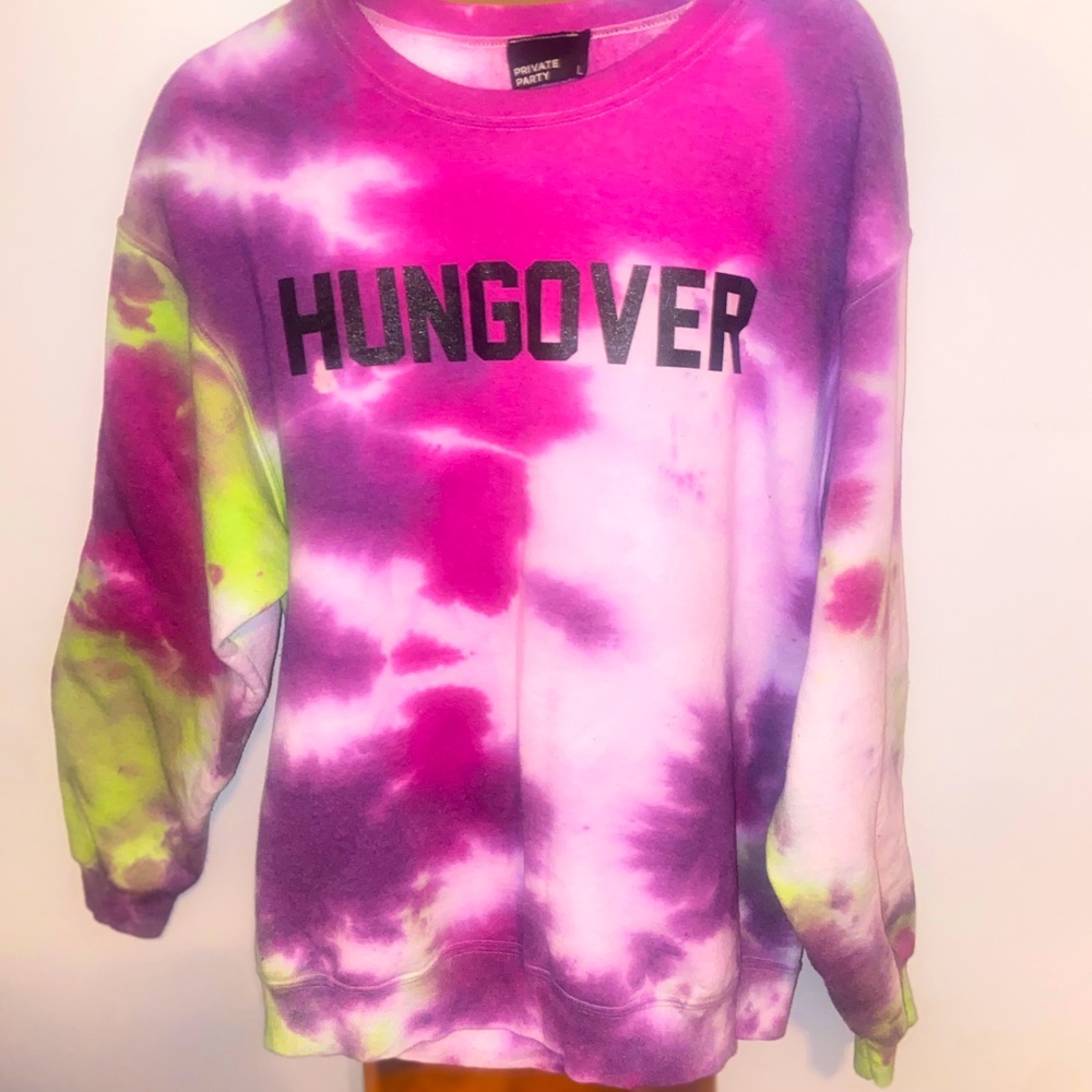 Private Party Tye die sweater